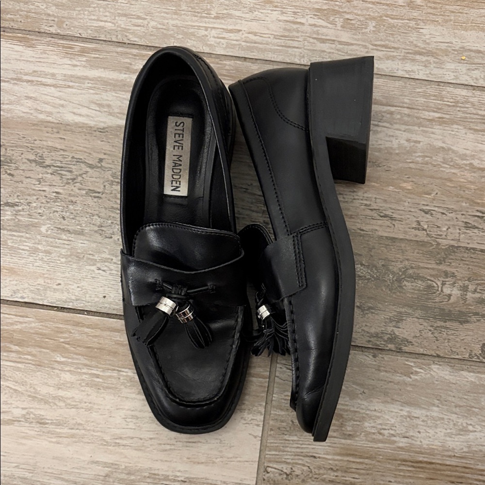 Steve Madden Annabeth Black Tassel Loafers for Women